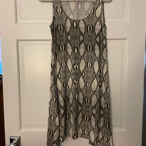 Tommy Bahama tank dress.. like new condition!